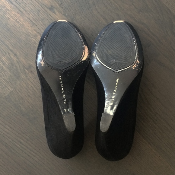 Elie Tahari | Black suede wedge heels - Picture 7 of 7